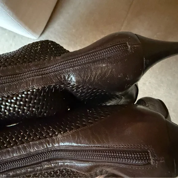 Bottega Veneta Intrecciato Weave Leather Boots - Picture 4 of 15